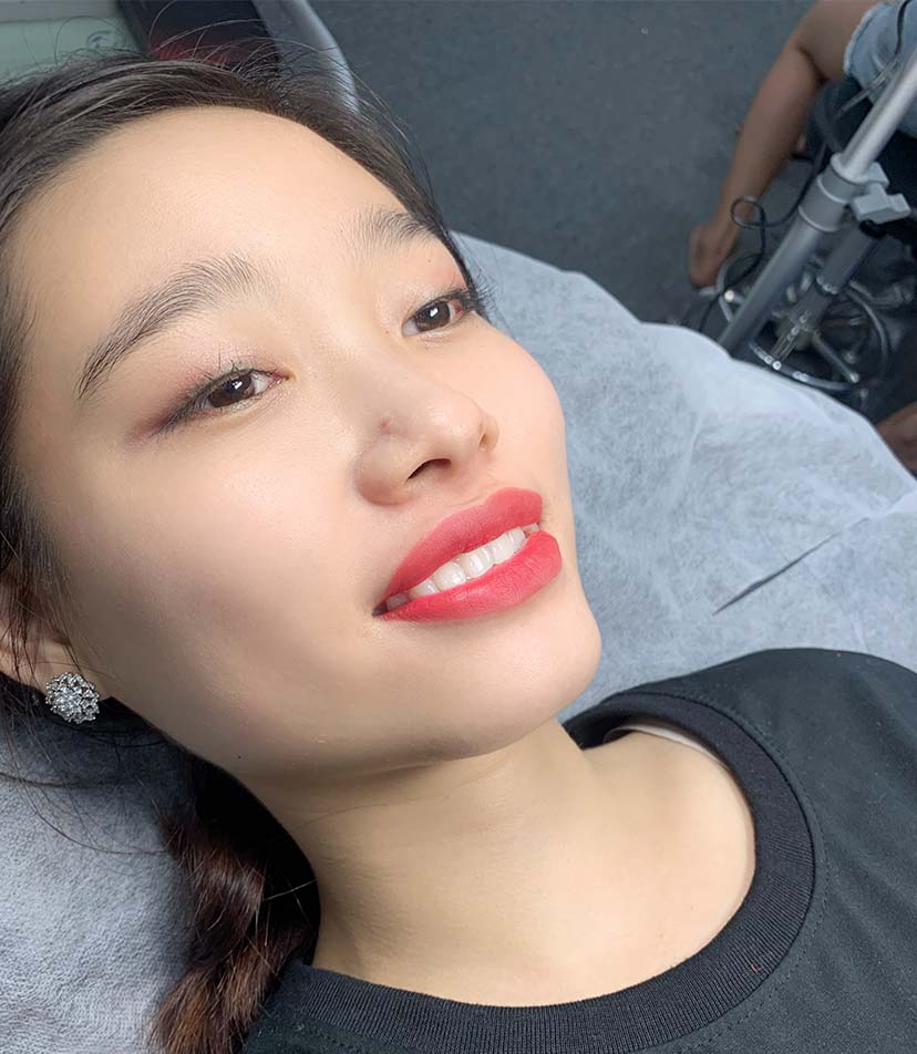 CHỊ LAN TRINH